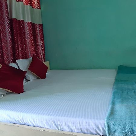 Goroomgo Tapati Villa Puri Exteriör bild