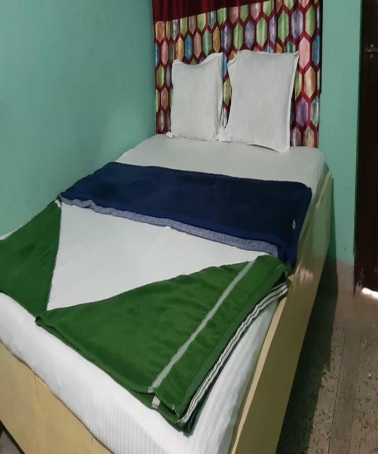 Goroomgo Tapati Villa Puri Exteriör bild